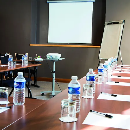 莫迪利亚尼别墅蓝色假日酒店 4* 巴黎