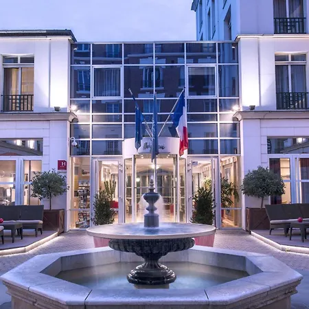 酒店 莫迪利亚尼别墅蓝色假日酒店