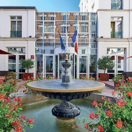 莫迪利亚尼别墅蓝色假日酒店 酒店 4*