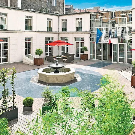 莫迪利亚尼别墅蓝色假日酒店 酒店 4*