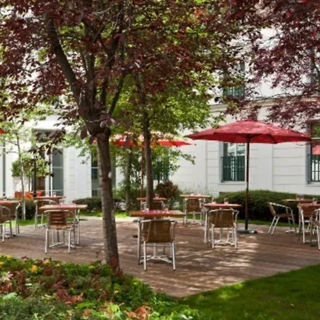 Hotell Bleues Modigliani 4*